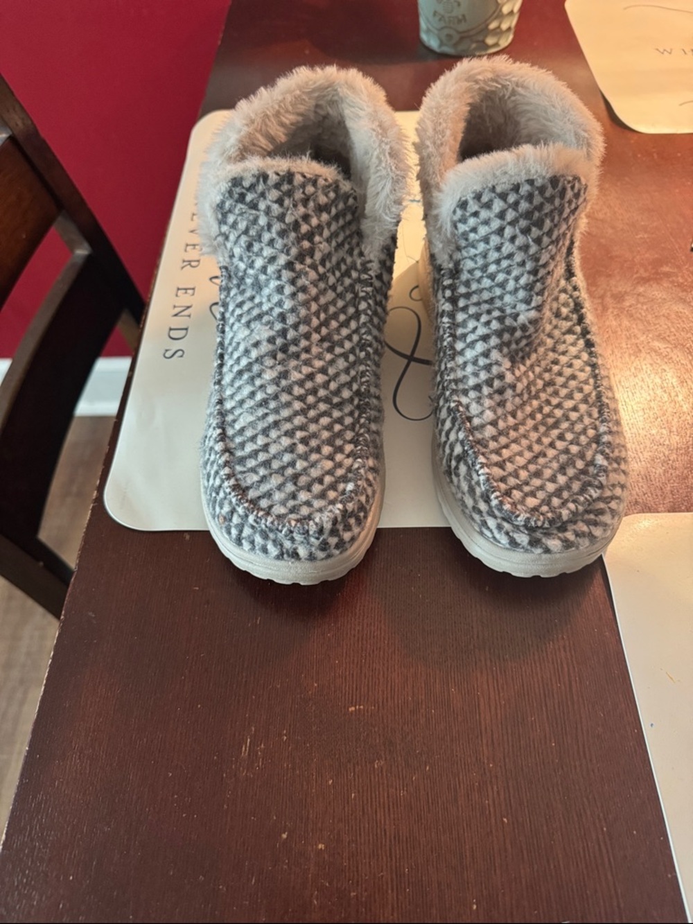Hey Dude Knit Faux-Fur Ankle Booties in Gray & Tan size 9